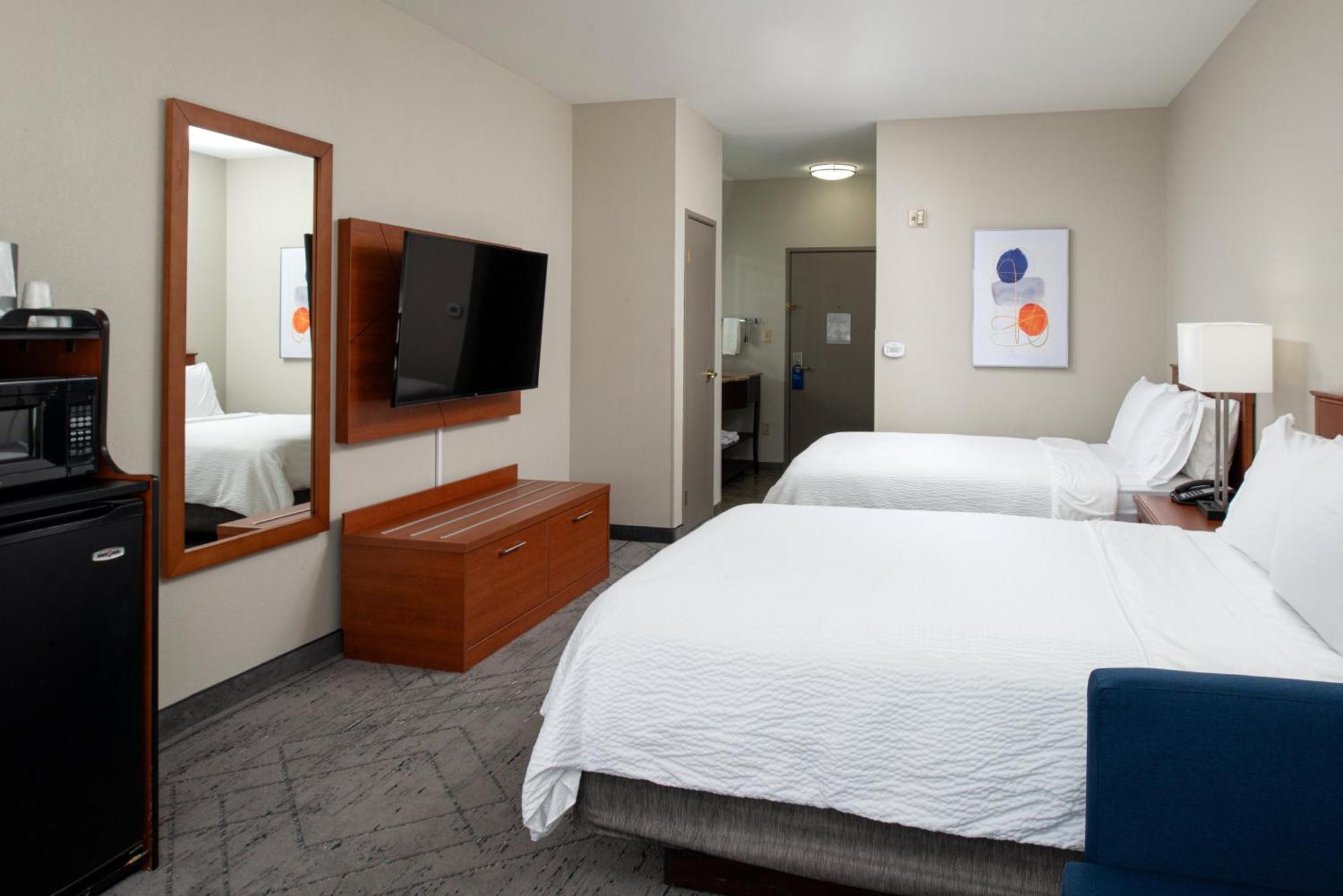 Holiday Inn Express Hotel & Suites Farmington By Ihg Экстерьер фото
