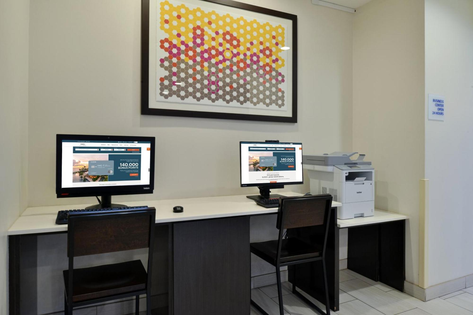 Holiday Inn Express Hotel & Suites Farmington By Ihg Экстерьер фото