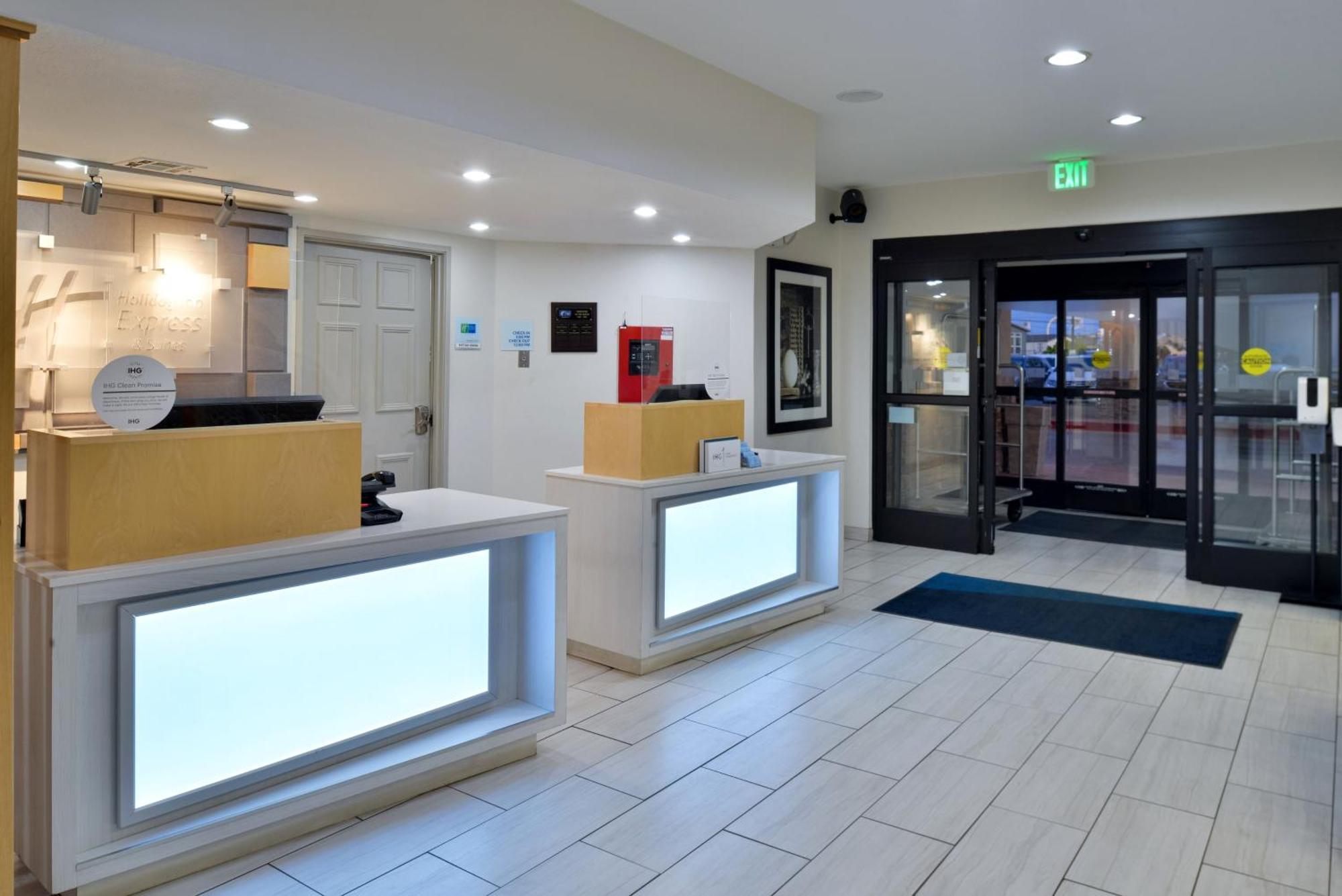 Holiday Inn Express Hotel & Suites Farmington By Ihg Экстерьер фото