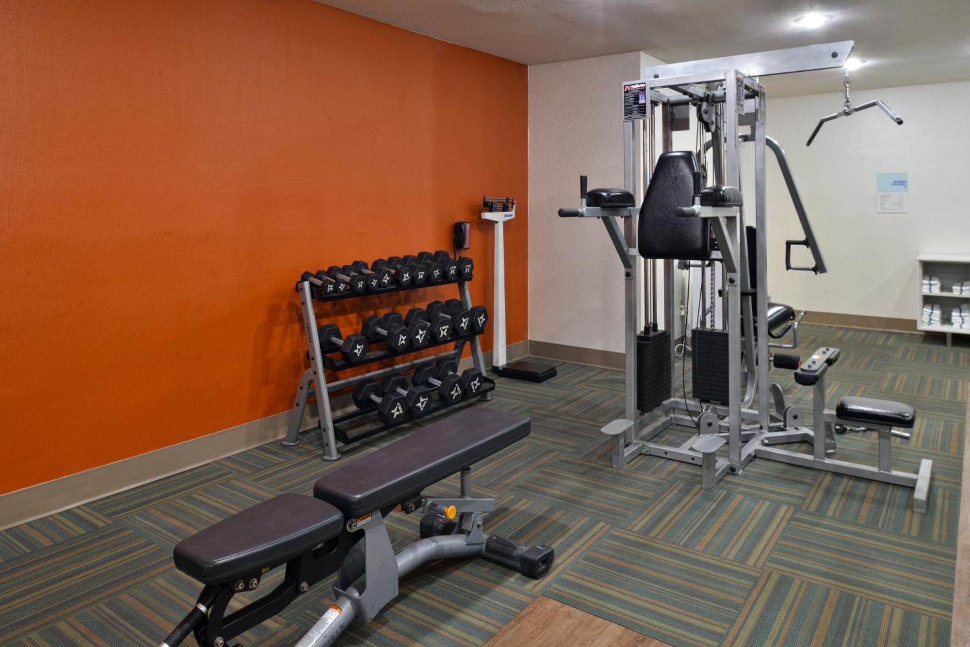 Holiday Inn Express Hotel & Suites Farmington By Ihg Экстерьер фото